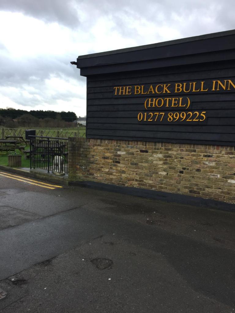 The Black Bull Inn (Fyfield) 